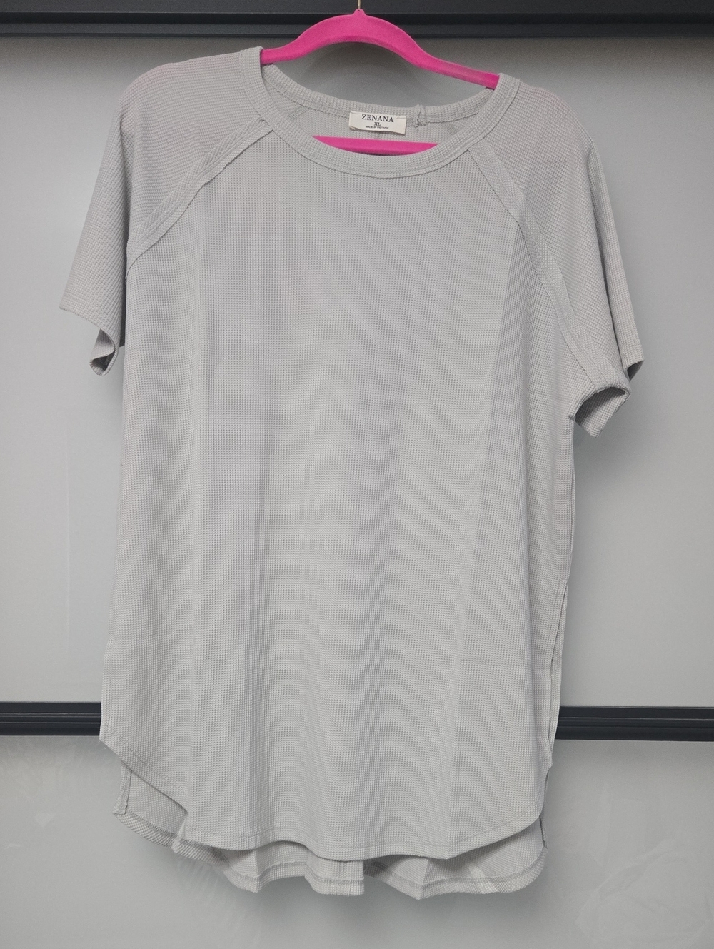NWOT ZENANA WAFFLE KNIT SIDE SLITS TOP. S,M,L
